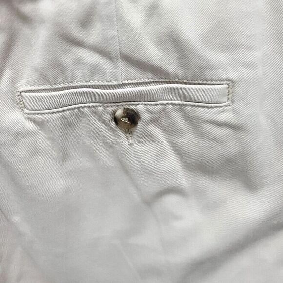 L.L. Bean Classic Fit Womens Pants Khaki Size 10P 100% Cotton Agjustable Waist - Picture 12 of 12